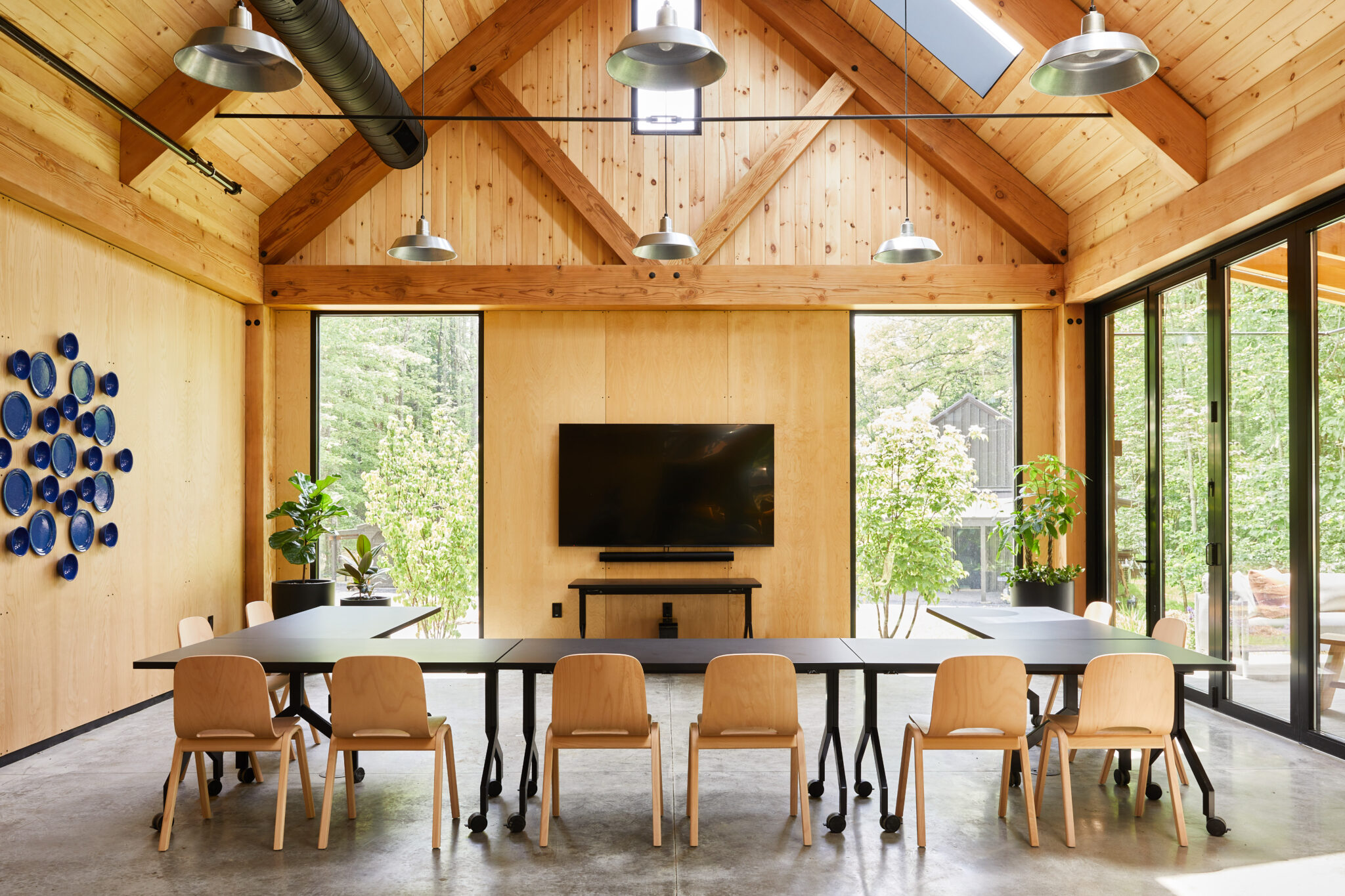 ACCS - Indoor meeting space